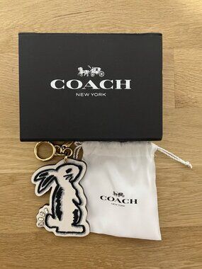 Coach x Selena Gomez Rabbit Bunny Bag Charm 39320 ©️2018